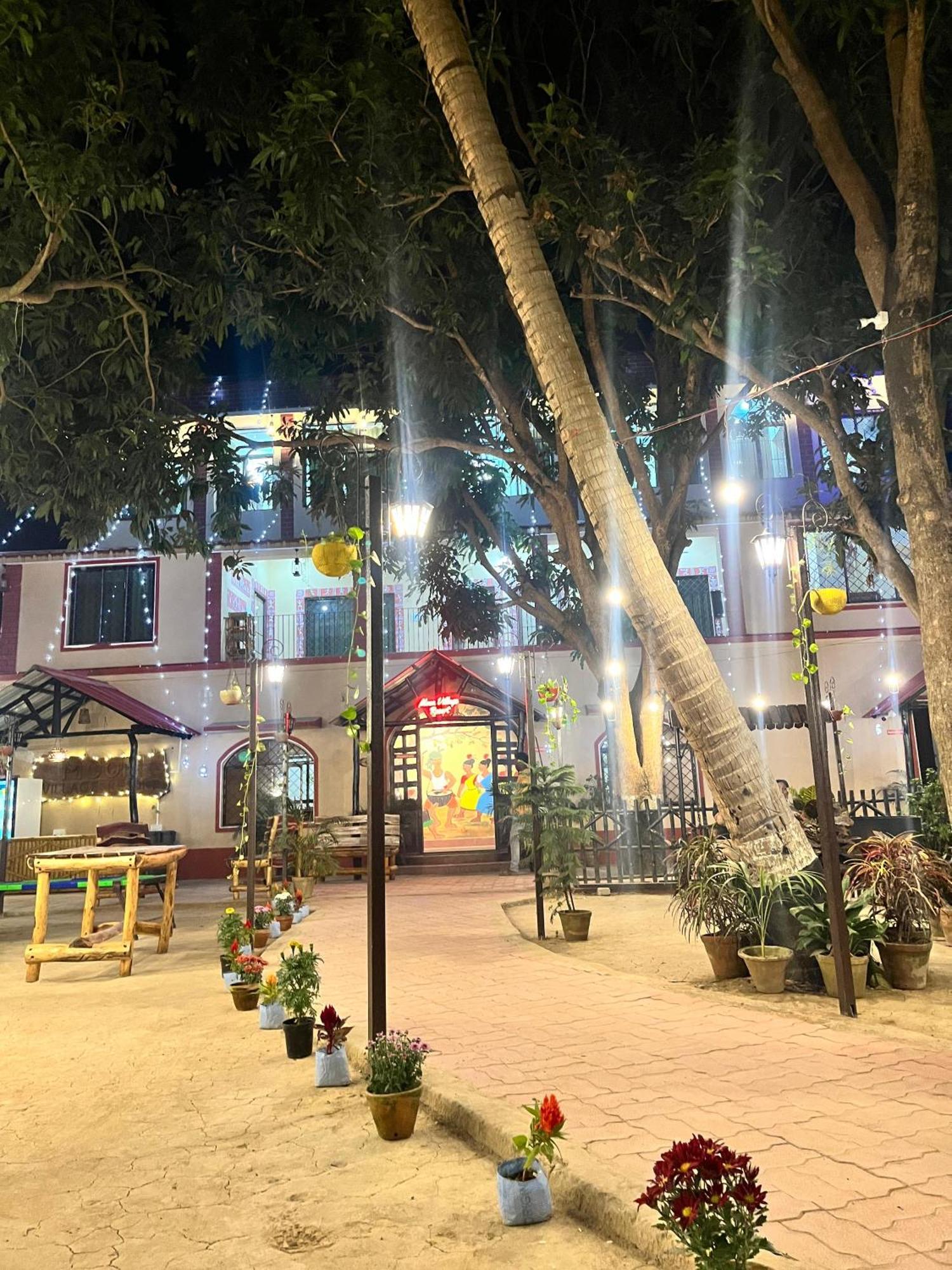 Shānti Niketan Moon Village Resort מראה חיצוני תמונה